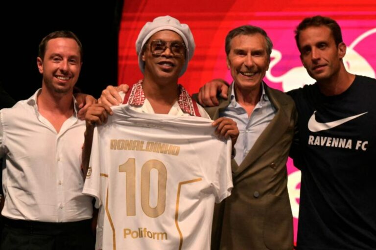 Ronaldinho-Ravenna